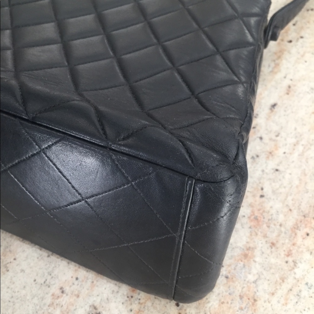 Vintage Chanel bag (Sold) - Picture 5 of 8
